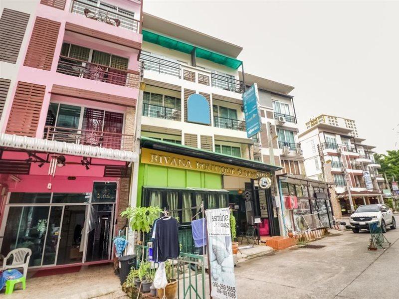 Oyo 146 Rivana Boutique By Sandara Pattaya Exterior foto